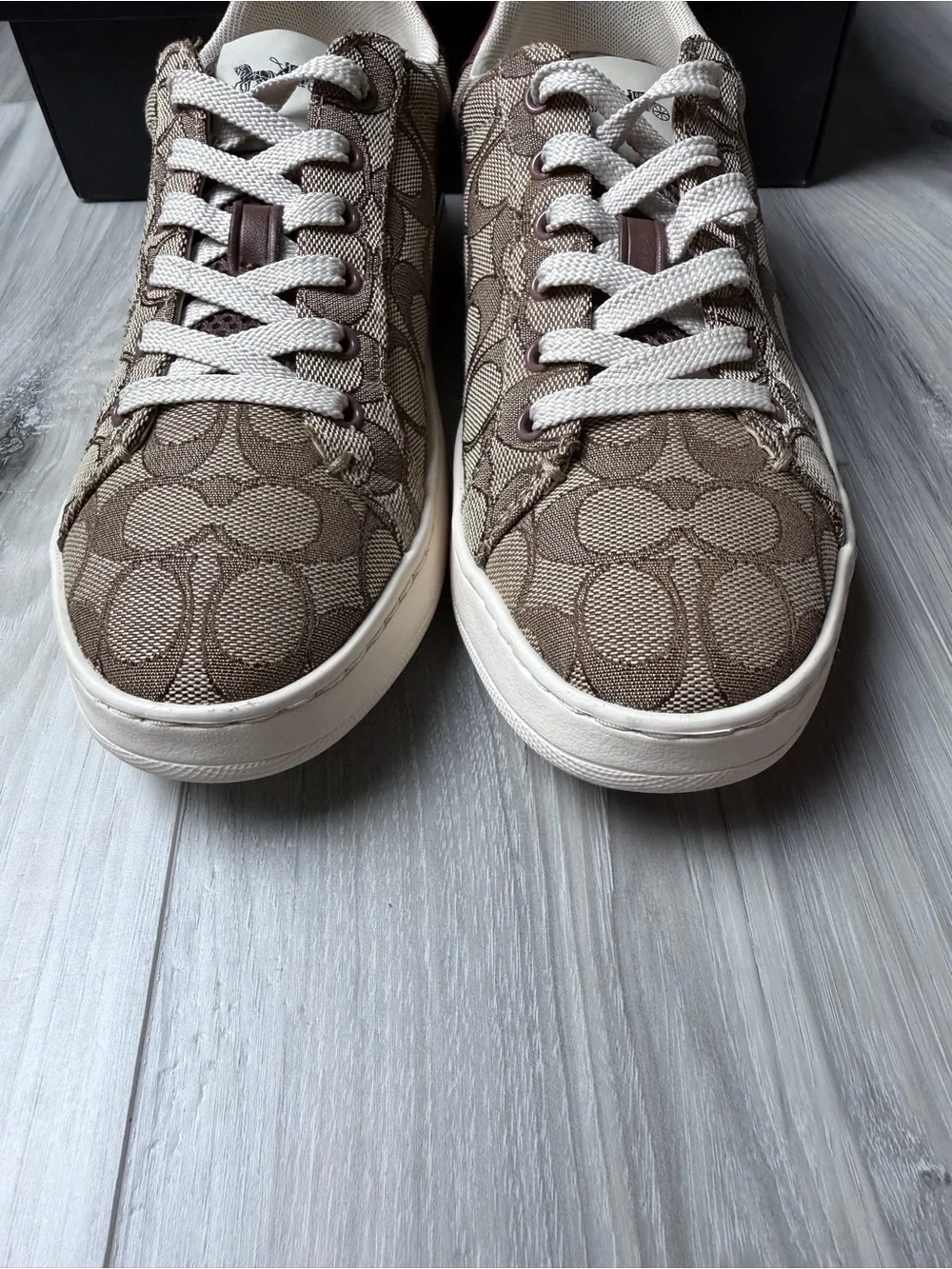 Coach Signature C Low Top Sneakers Women’s 8 Brown Tan G4967